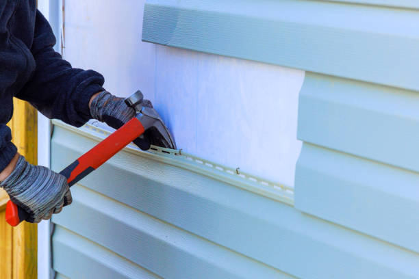 Reliable Siding Inspection contractor in Winfield, IN by Creative Siding
